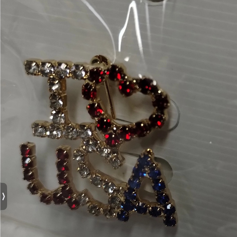 New Mix Gold 'I Heart USA' Rhinestone Brooch